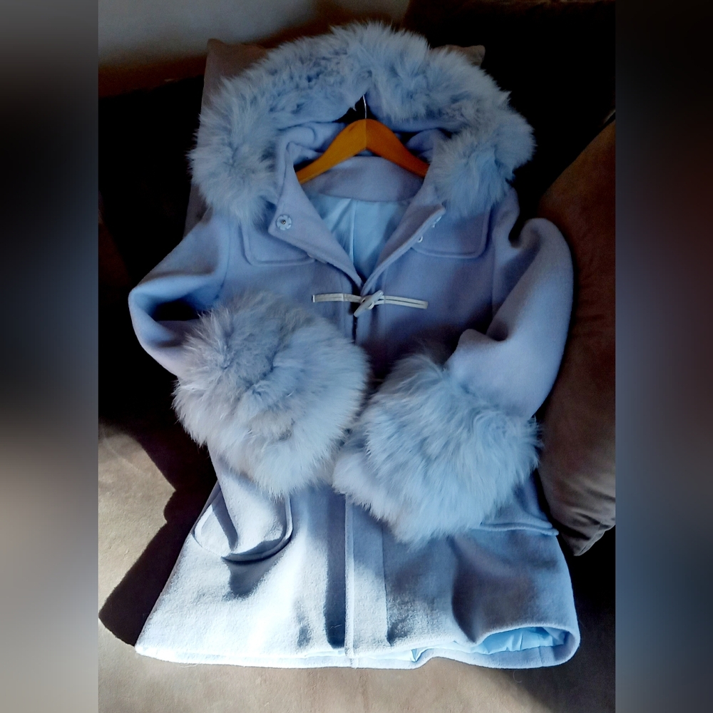 Gorgeous Fox Fur Coat